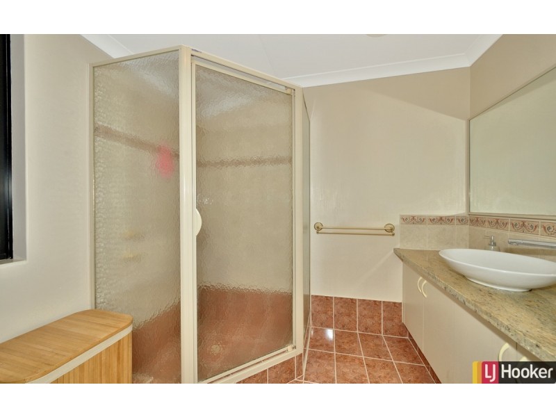 156 Peelwood Parade, Halls Head WA 6210