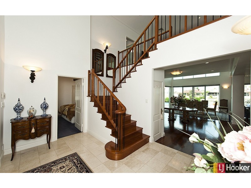 9 Cambria Island Retreat, Halls Head WA 6210