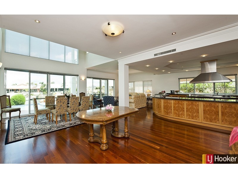 9 Cambria Island Retreat, Halls Head WA 6210