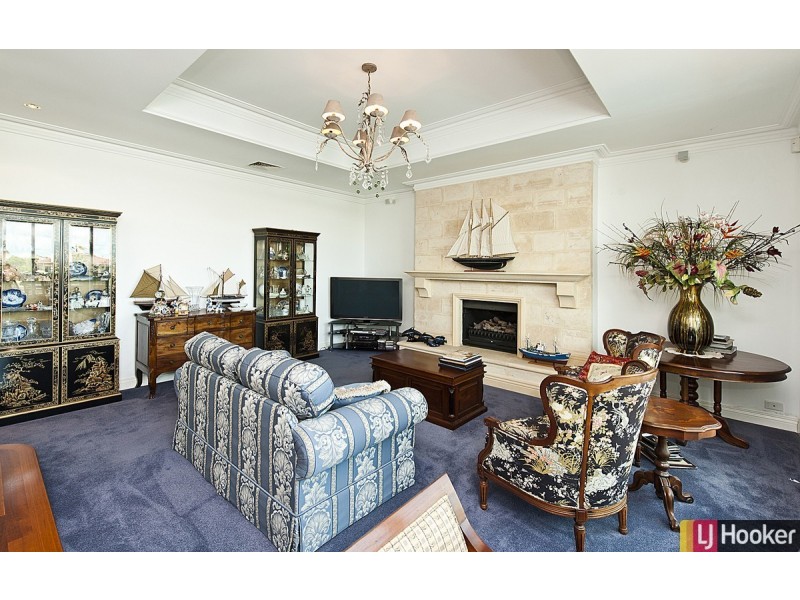 9 Cambria Island Retreat, Halls Head WA 6210