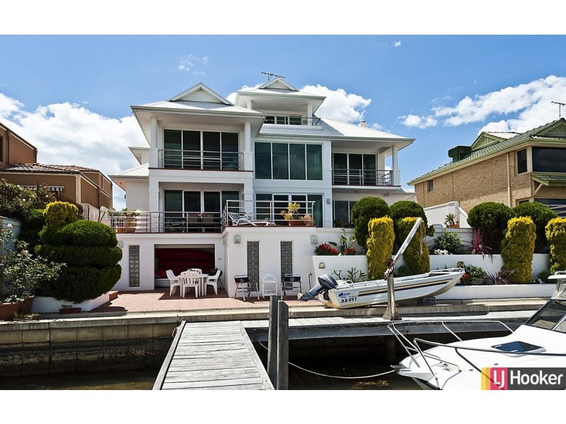 9 Cambria Island Retreat, Halls Head WA 6210