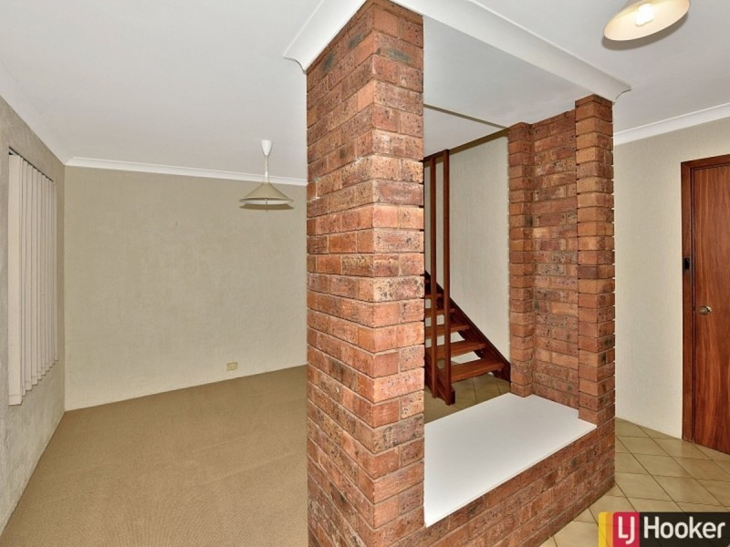 35 Carina Circle, Halls Head WA 6210