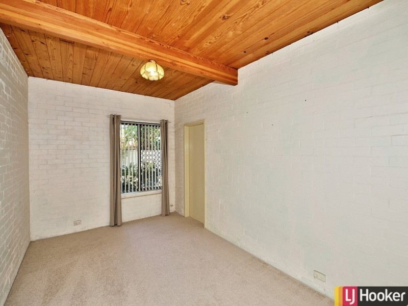 35 Carina Circle, Halls Head WA 6210