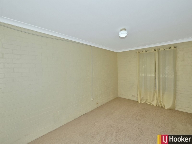 35 Carina Circle, Halls Head WA 6210