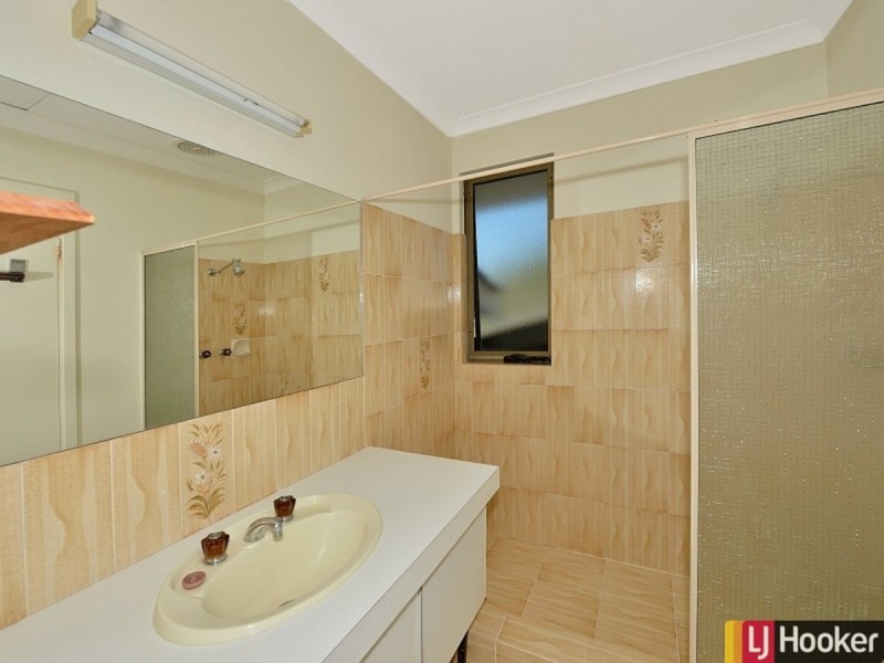 35 Carina Circle, Halls Head WA 6210