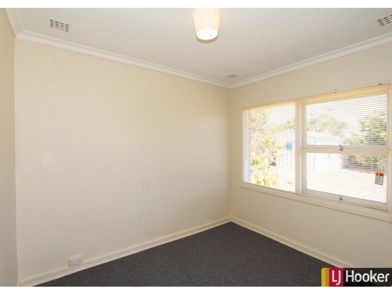 23 Eacott Street, Mandurah WA 6210