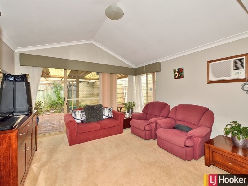 13 Cove Court, Dudley Park WA 6210