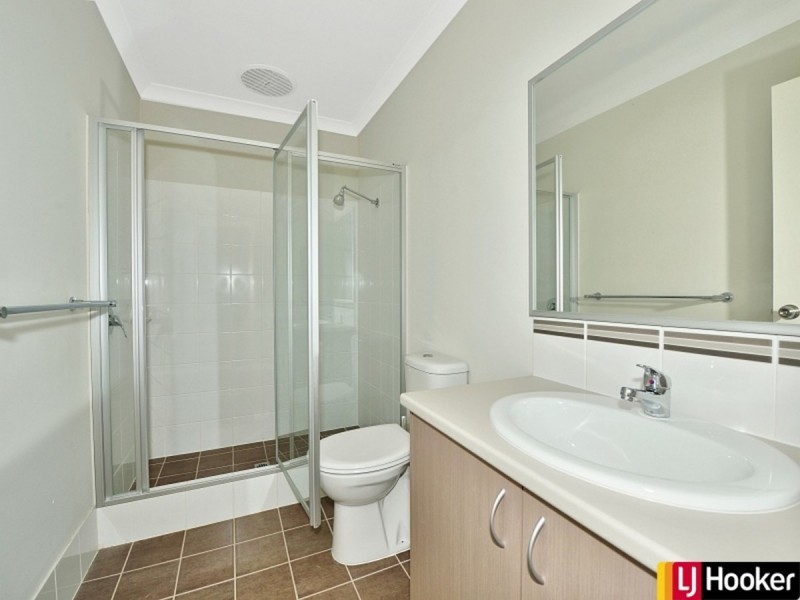9 Pingle Drive, Greenfields WA 6210