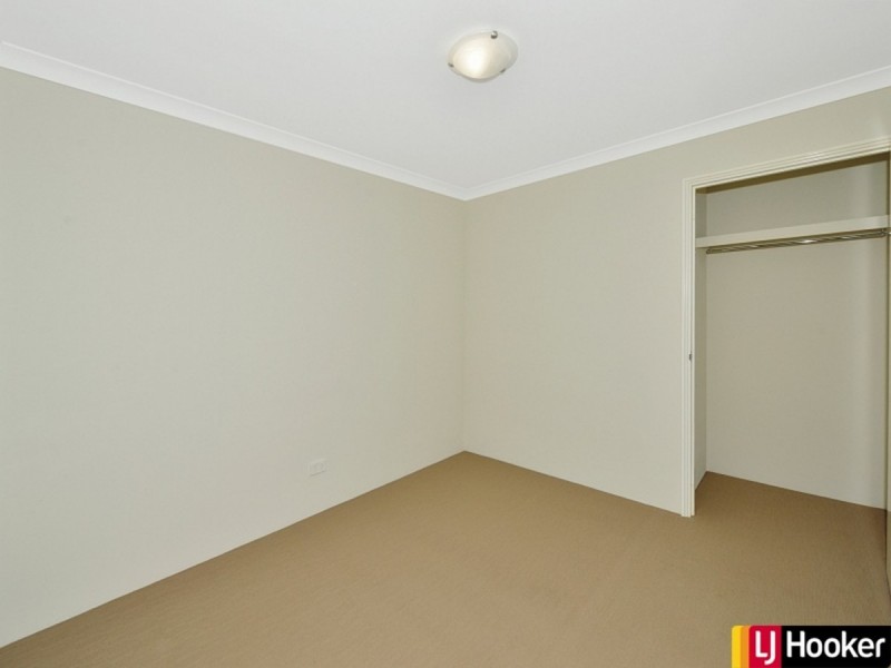 9 Pingle Drive, Greenfields WA 6210