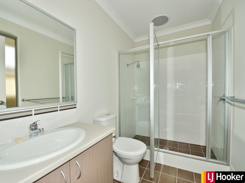 9 Pingle Drive, Greenfields WA 6210