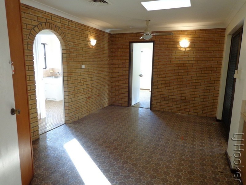 12 Roy Road, Coodanup WA 6210