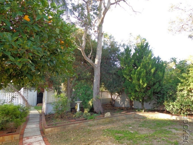 12 Roy Road, Coodanup WA 6210
