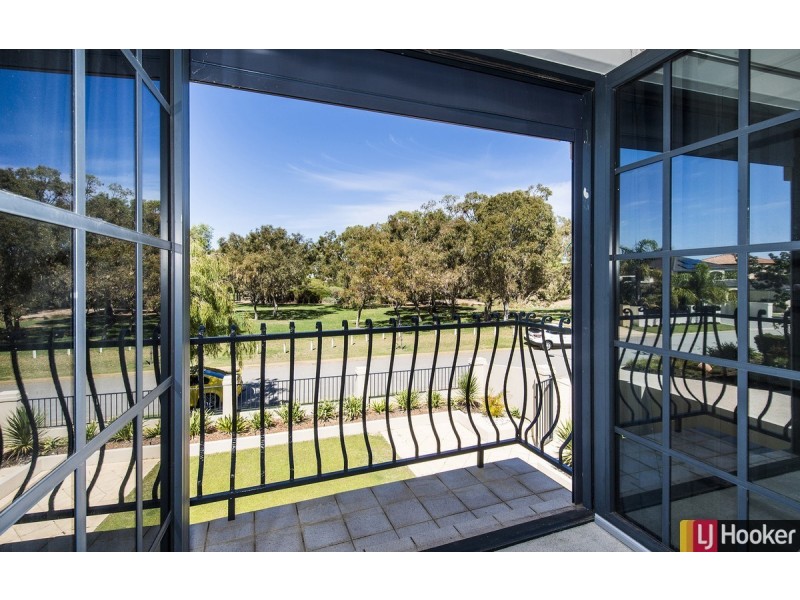 18 Santavea Mews, Halls Head WA 6210