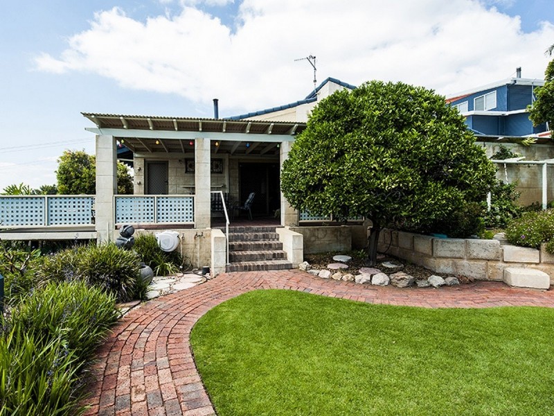 26 Scenic Drive, Falcon WA 6210