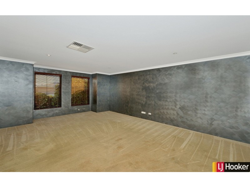 12 Northport Boulevard, Wannanup WA 6210