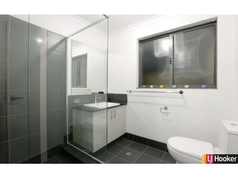 8 Vestita Lane, Halls Head WA 6210