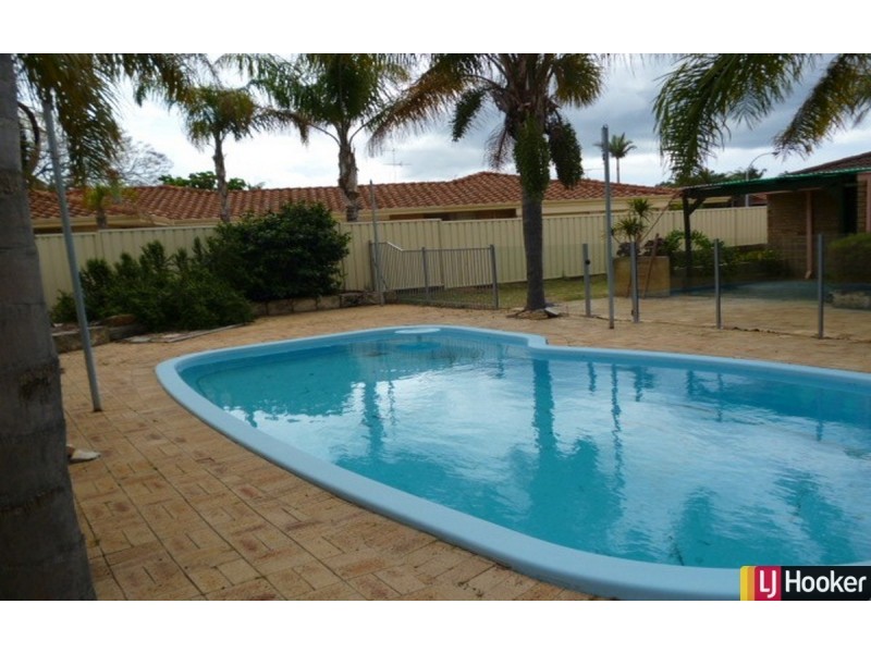 35 Elderberry Circle, Halls Head WA 6210