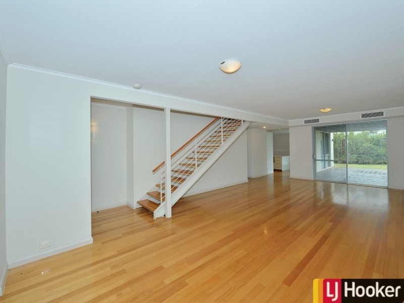 3 Arcot Court, Meadow Springs WA 6210