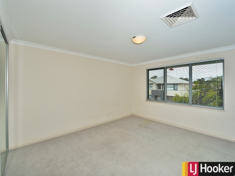 3 Arcot Court, Meadow Springs WA 6210