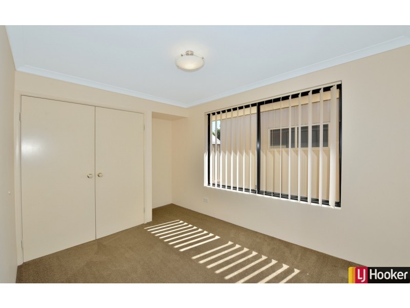 25 Nankeen Approach, Dudley Park WA 6210