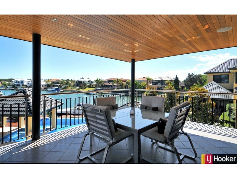 2 Leighton Place, Halls Head WA 6210