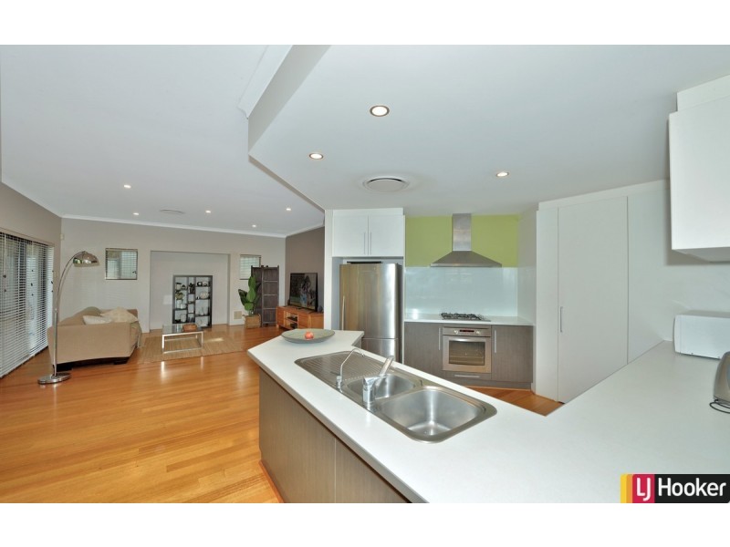 14 Chapman Road, Dawesville WA 6211