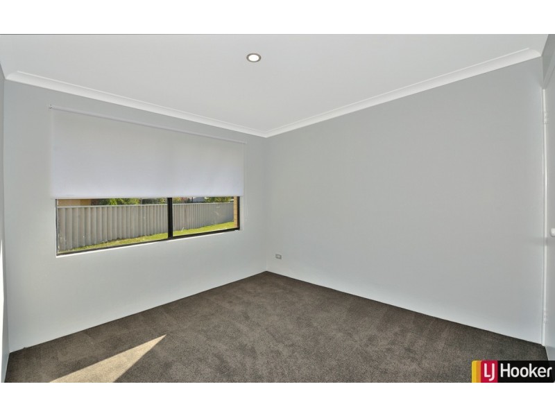 6 Rachal Place, Greenfields WA 6210