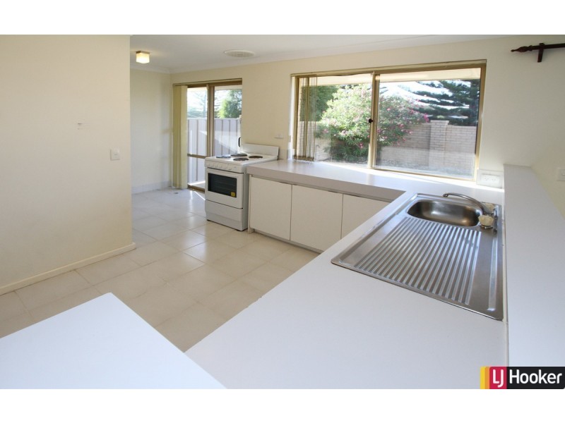 2 Karunjie Road, Golden Bay WA 6174