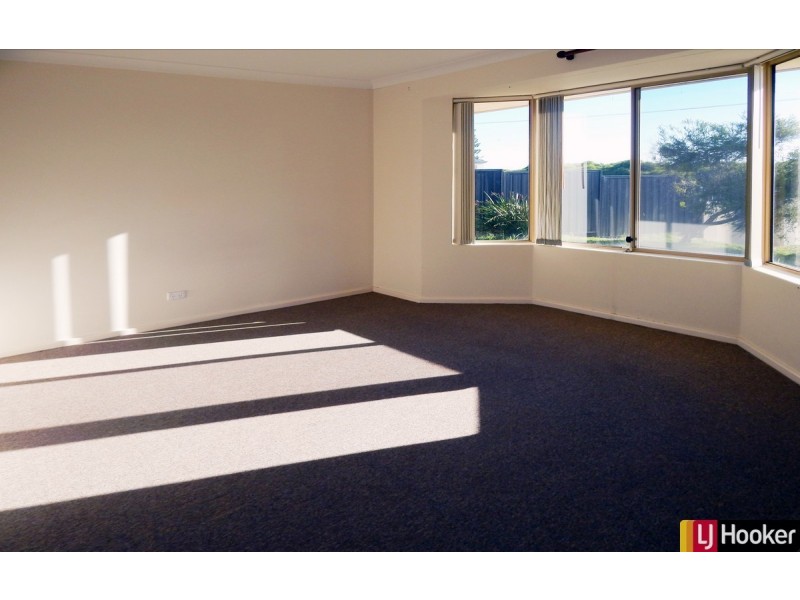 2 Karunjie Road, Golden Bay WA 6174