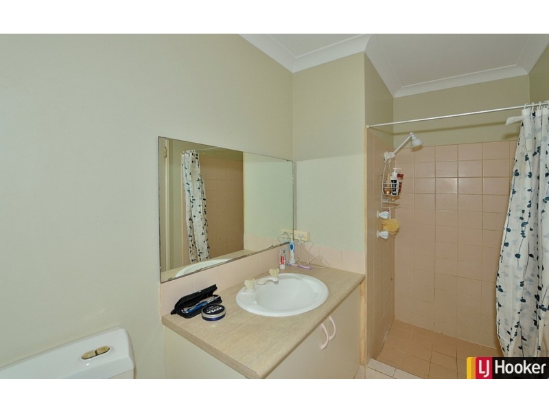 18 Magnolia Rise, Halls Head WA 6210