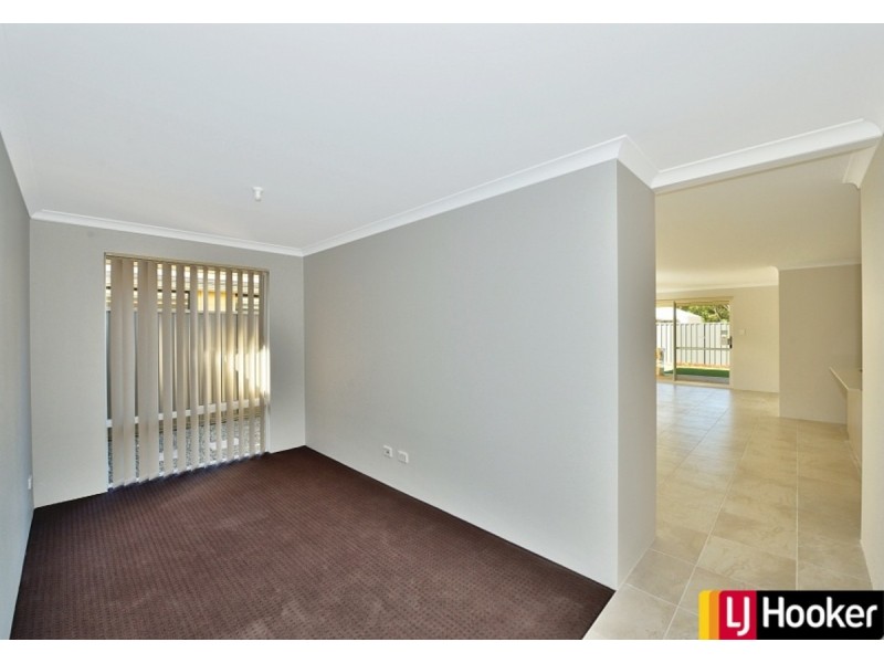 10 Scrubwren Way, Erskine WA 6210