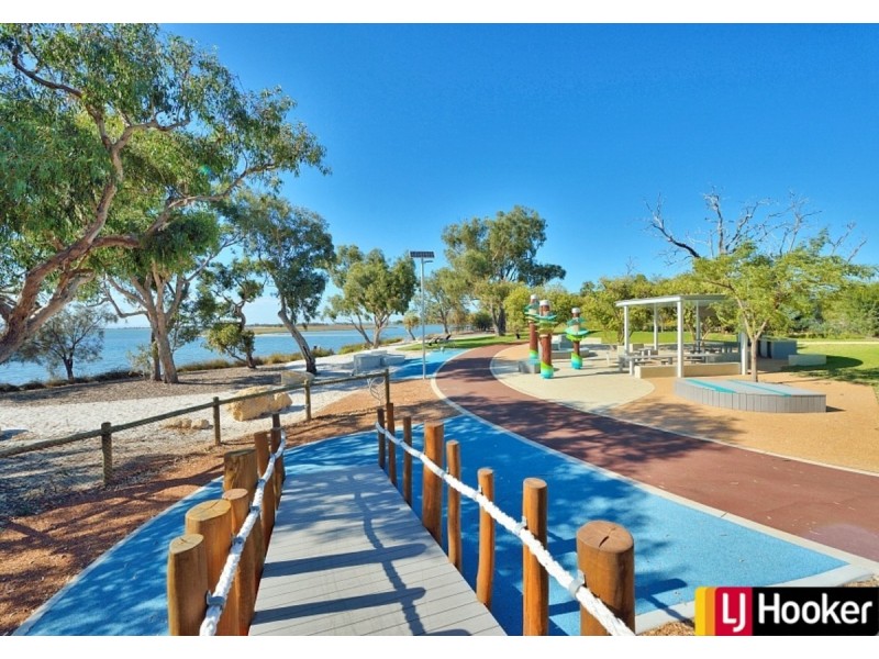 10 Scrubwren Way, Erskine WA 6210