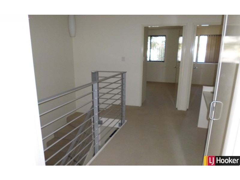 40/1 Mariners Cove Drive, Dudley Park WA 6210