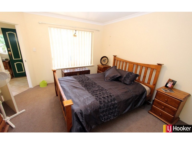 2/6 Seaton Close, Halls Head WA 6210