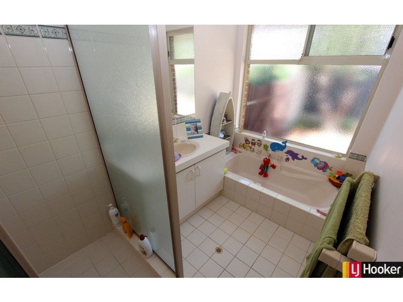2/6 Seaton Close, Halls Head WA 6210