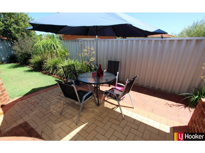 2/6 Seaton Close, Halls Head WA 6210