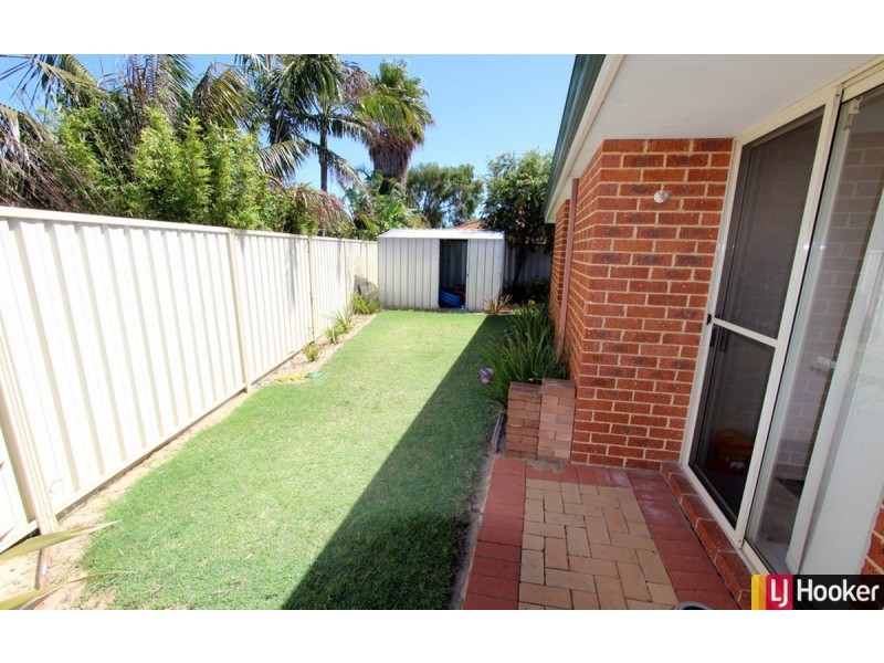 2/6 Seaton Close, Halls Head WA 6210