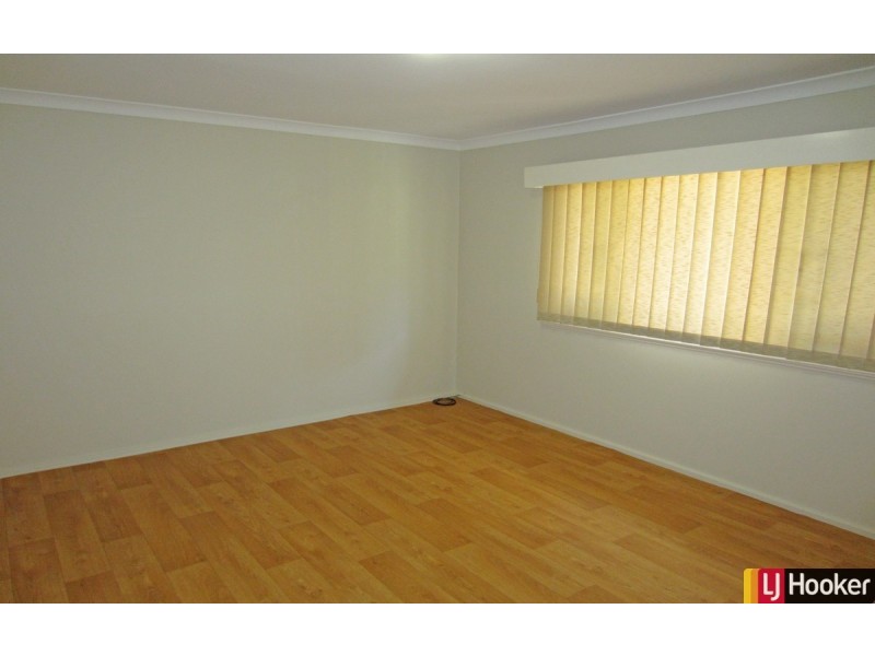 26 Goomarl Street, Dudley Park WA 6210