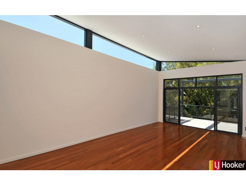8 Golfers Retreat, Halls Head WA 6210
