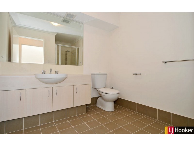 8 Golfers Retreat, Halls Head WA 6210
