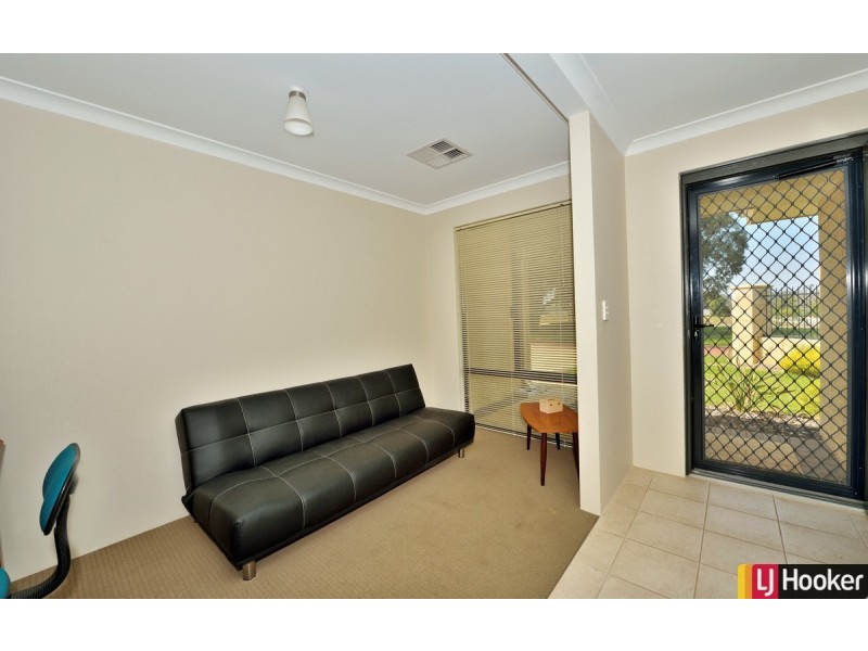 10 Innes Parkway, Lakelands WA 6180