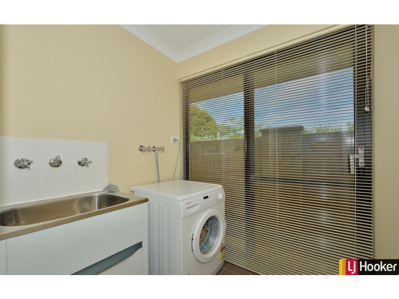 10 Innes Parkway, Lakelands WA 6180