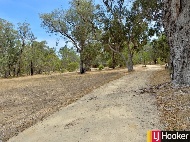 5 Harvey View Drive, Herron WA 6211