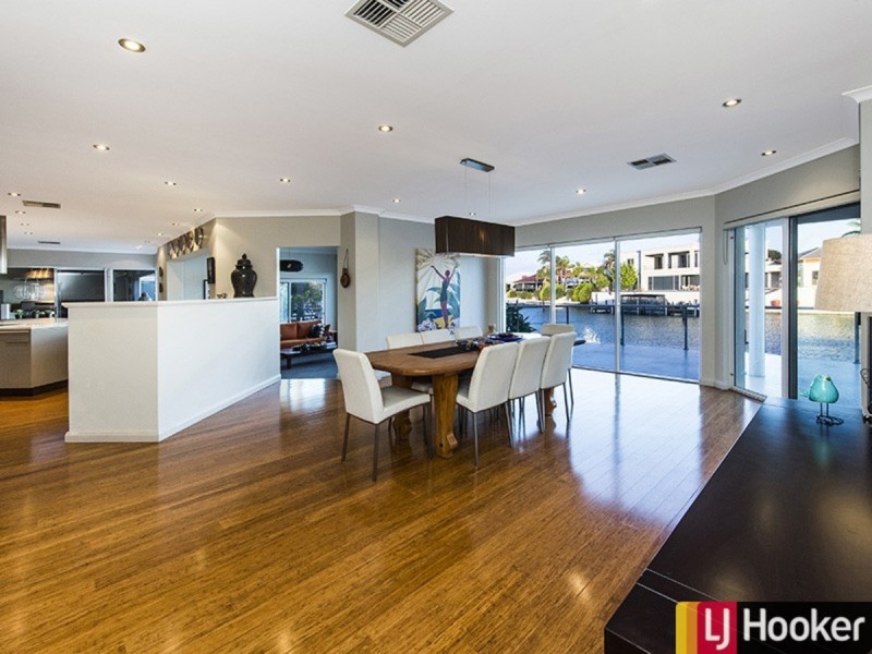 14 Amity Cove, Halls Head WA 6210