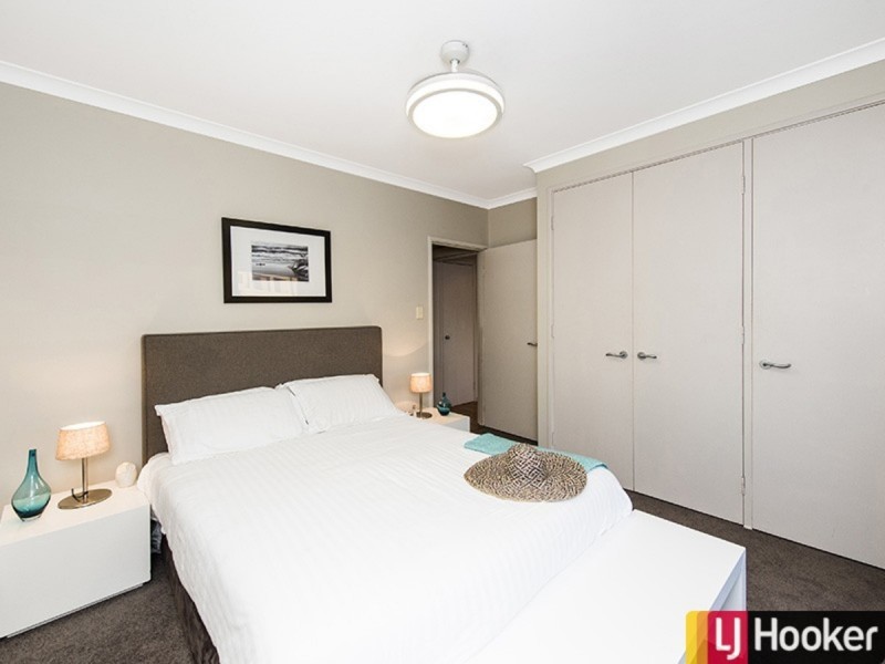 14 Amity Cove, Halls Head WA 6210