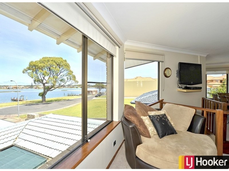 3/4 Soldiers Cove Terrace, Dudley Park WA 6210