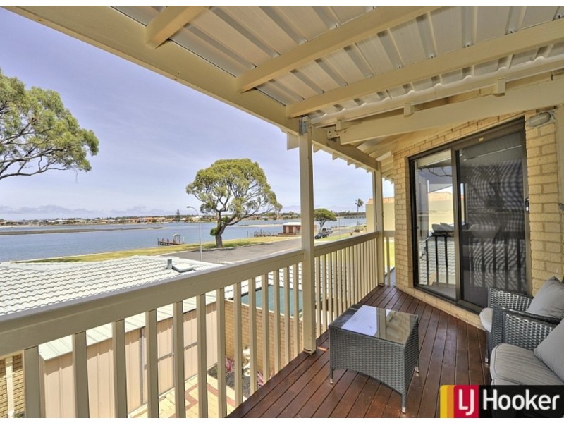 3/4 Soldiers Cove Terrace, Dudley Park WA 6210