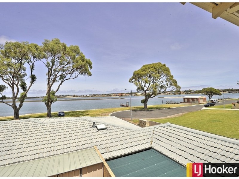 3/4 Soldiers Cove Terrace, Dudley Park WA 6210