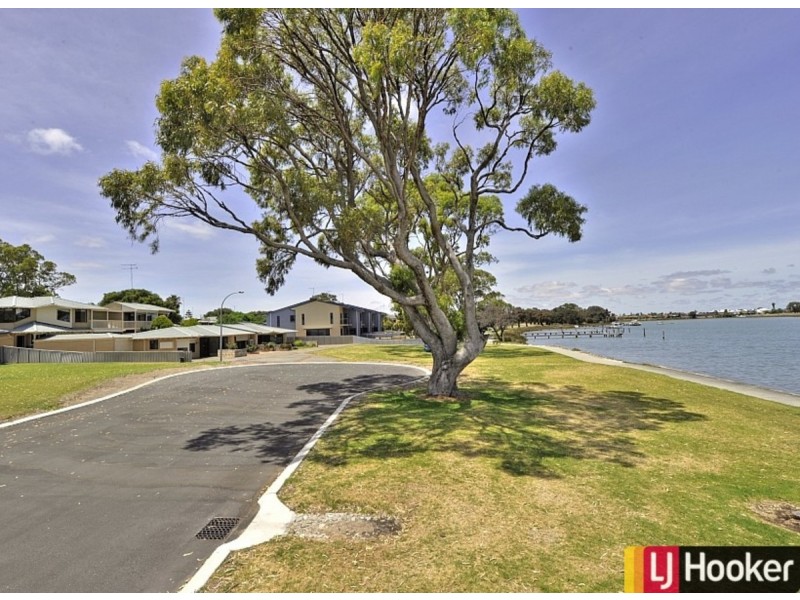 3/4 Soldiers Cove Terrace, Dudley Park WA 6210