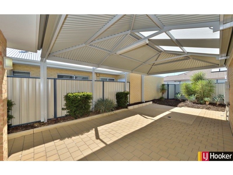 18 Still Meadow Turn, Meadow Springs WA 6210